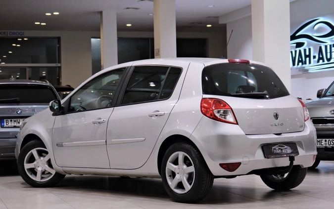 Renault Clio cena 19900 przebieg: 259000, rok produkcji 2012 z Dynów małe 631